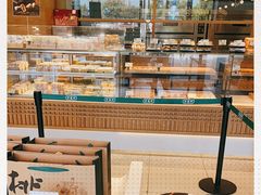 面包甜点陈列柜-泸溪河桃酥(亭湖宝龙广场店)