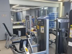 -超鹿运动(五四路恒力城店)