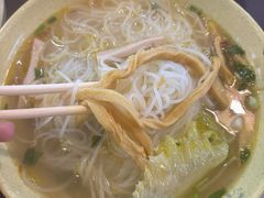 -华姐鸡粉(教育路店)