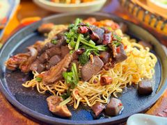 铁板肠旺面-包整·丝娃娃(一览甲秀楼风景店)