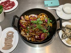 -胡须佬鸡煲四季火锅店(石厦西村直营店)