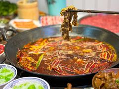 -巴卤社老火锅(财富店)