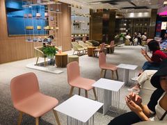 大堂-奈雪的茶(湖滨银泰in77C区PRO店)