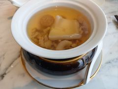 中谷柱脯黄油菌炖花胶汤-鹏瑞莱佛士酒店·云璟 Yun Jing