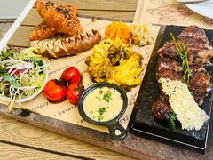 -Mark&Mars Restaurant