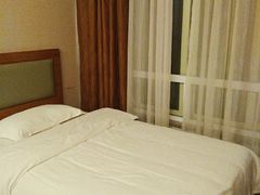 -格林豪泰商务酒店(上海大宁国际延长路地铁站店)