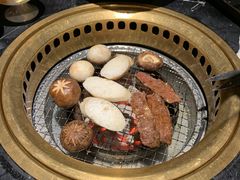 -山川小町·极番烧肉(新地假日广场店)