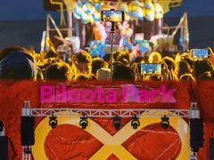 -北戴河碧螺塔海上酒吧公园