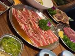 -明洞阿姨·韩式酱蟹烤肉·创意料理(三元桥店)