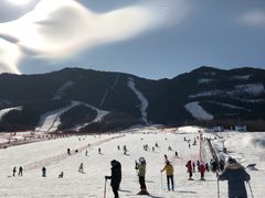 -鳌山滑雪度假区