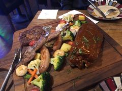 烤肉拼盘-SISTERS BAR RESTAURANT川意酒馆(嘉善老市H楼店)