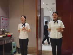 -一家人(凯旋路店)