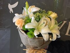 -花言草语鲜花店(灵山路店)