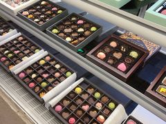-cocolove创意DIY手工巧克力蛋糕(威高广场店)