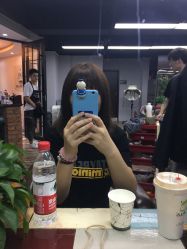 -镁连社·美联社