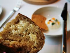 传统法式朗姆蛋糕配尚蒂利奶油-福楼法餐厅FLO