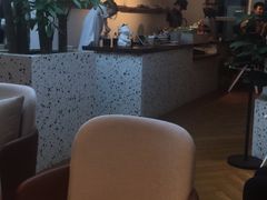 -Line 咖啡(石厦花园店)