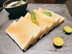 鹅肝酱吐司-四季民福烤鸭店(外滩外白渡桥店)