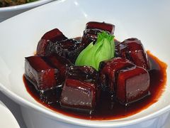 绍兴老酒焖红烧肉-蘇锦宴·淮扬菜烤鸭·小院(三元桥霄云路店)