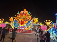 -淄博花灯齐彩城