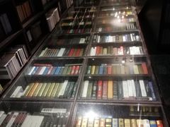 -钟书阁(松江泰晤士小镇店)