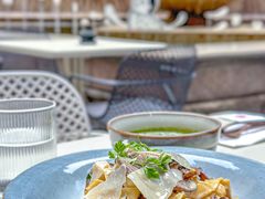 -潮一不贰·法式甜品·生日蛋糕·西式简餐(外滩店)