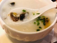 皮蛋瘦肉粥-避风塘(宝山万达店)