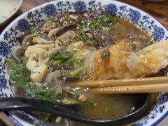 -叶新小吃店(来凤小区总店)