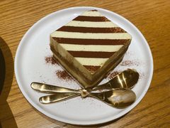 提拉米苏魔方-玛尚诺意式餐厅(日月光店)