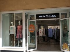 -Max Mara(王府井奥莱·香江小镇店)