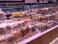 -巴黎贝甜(华堂新辰汇店)