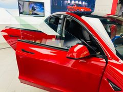 -TESLA 特斯拉(郑州正弘城体验店)