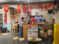 -憨伢子·家常菜小食堂·有锅气の炒菜(江汉路店)