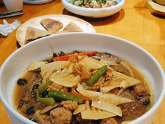 -有红鸡毛店·川菜(建设路店)