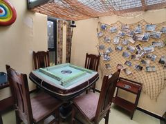 -小草屋轰趴馆别墅派对新场团建家庭聚会