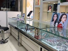 -罗创丹阳眼镜(童卫路店)