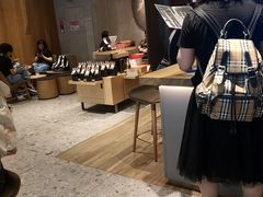 -星巴克臻选(济南恒隆店)