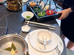 -鼎泰亨·海鲜牛肉餐厅(滨江店)