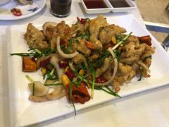 -虾弄弄海派小龙虾·牛羊蝎子火锅