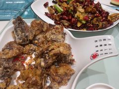 -海派美食·家宴海鲜青岛菜·石锅鲽鱼头(东方城店)