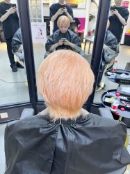 -CUT CUT Hair Salon