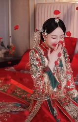 -莫小姐婚纱