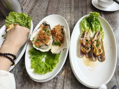 -今鲜源酒店·海鲜锅贴青岛菜(新湛路店)