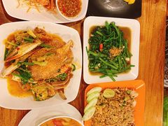 -两兄弟Song Pee Nong(2号店)