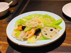 -七菜馆·东北菜·蒸饺(文体路店)