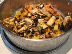 -七欣天香辣蟹火锅(无锡金太湖国际城店)