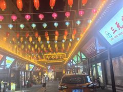 -市府路小吃城(民俗文化广场锦苑店)