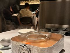 -左庭右院鲜牛肉火锅黑金店(陆家嘴中心店)