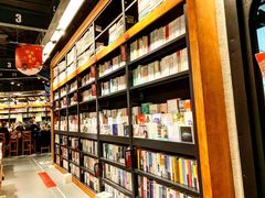 -西西弗书店&矢量咖啡(凯德晶萃广场店)