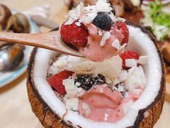 莓果玫椰子碗-吃饼人西餐(南开店)